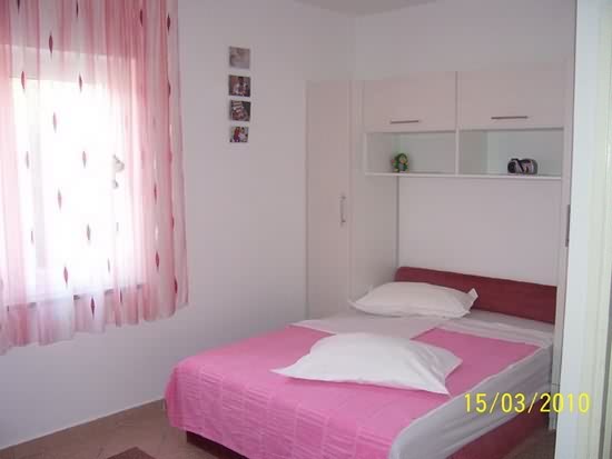 Apartmani Aresnović Podgora