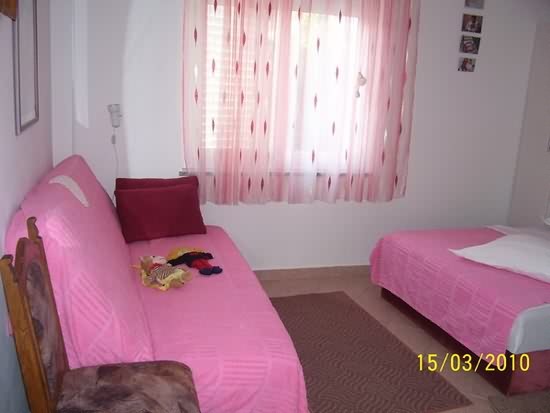 Apartmani Aresnović Podgora