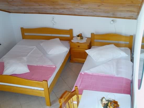 Apartmani Aresnović Podgora